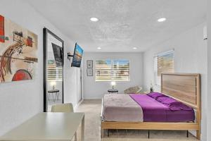 Фотография из галереи Hollywood Luxury Hotel Like House By Beach #192 в Голливуде