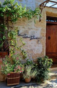 Vonkajšia záhrada v ubytovaní La Vita Dolce, Luberon