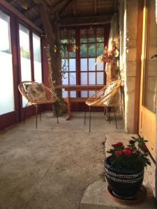Posezení v ubytování Relais des Salines