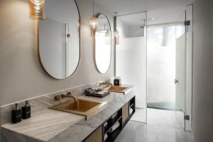 Koupelna v ubytování TIA Wellness Resort - Spa Inclusive