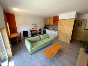 Gallery image of Appartement neuf au coeur du vignoble dans village tous commerces in Cahuzac-sur-Vère