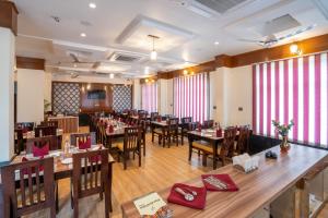 Εστιατόριο ή άλλο μέρος για φαγητό στο Hotel The Parmatma