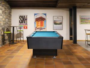 Piljardilaud majutusasutuses Apartment Jeanne D'Arc Apt- C-28 by Interhome