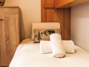 Letto o letti in una camera di Apartment Ambassador II Apt 13 by Interhome