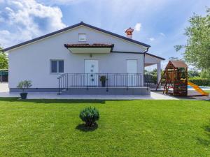 Zahrada ubytování Holiday Home Villa Veli vrt by Interhome