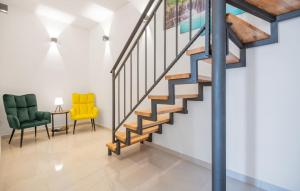 Χώρος καθιστικού στο 3 Bedroom Gorgeous Home In Sumet +17 φωτογραφίες