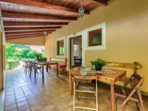Zdjęcie z galerii obiektu Holiday Home Jakov by Interhome w mieście Žminj