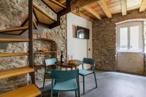 Posezení v ubytování Pasini Luxury room,cozy winemakers retreat