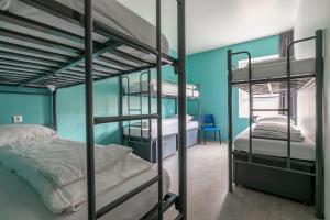 Postel nebo postele na pokoji v ubytování Hans Brinker Hostel Amsterdam