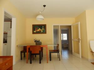 Fotografie z fotogalerie ubytování Les Pites I 2n 2a Bonito apartamento con terraza v destinaci S'Agaro