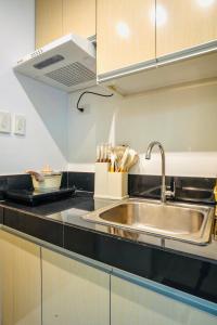 Dapur atau dapur kecil di Rendez-vous 2BR Condo Unit at SMDC Cheer