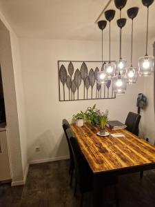 Afbeelding uit fotogalerij van Einfamilienhaus am Wald mit umfangreichem Wellnessangebot in Neustadt am Rübenberge