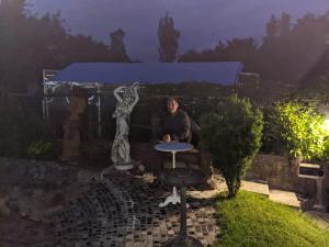 Κήπος έξω από το Domek nad stawem