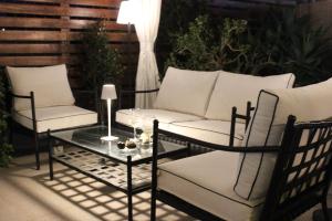 Posezení v ubytování KRINO' hotel cafè