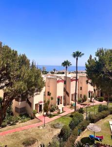 Κήπος έξω από το Budget-Apart Caronte in Riviera del Sol, Mijas Costa