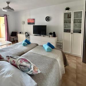 Zdjęcie z galerii obiektu Beautiful Sea View Apt In Castle Harbour C002 w mieście Los Cristianos