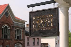 Certifikát, hodnocení, plakát nebo jiný dokument vystavený v ubytování KIngston Carriage House