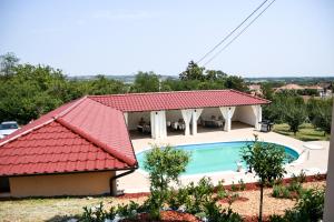 Bazén v ubytování La Villa Casa nebo v jeho okolí