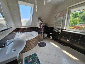 Kúpeľňa v ubytovaní Pod Gruszą + 37 fotografií