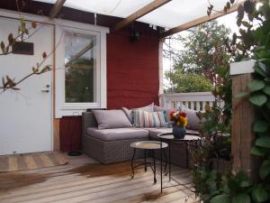 Söderstrand B&B Kataja Room的阳台或露台