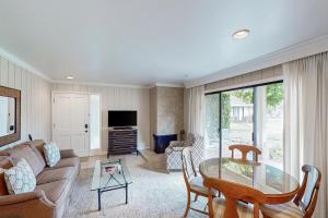 TV a/nebo společenská místnost v ubytování Silverado Resort and Spa 271