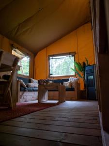 Ecolodges De Dreef的休息区