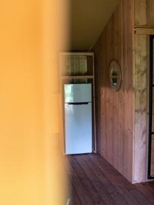 Ecolodges De Dreef的厨房或小厨房