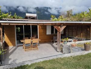 山景或在度假屋看到的山景