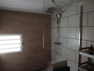 Koupelna v ubytování L'escale du Tec-Tec + 15 fotografií