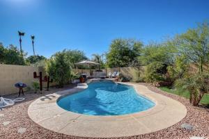 Gallery image of Kiva Cove Pool & Sun Loungers on the Patio in Mesa +70 photos