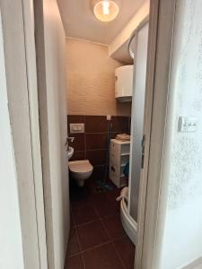 Ένα μπάνιο στο Apartmani Lakovic