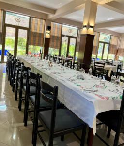 Restaurace v ubytování Villa Niku Berat