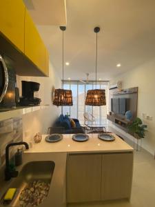 圣玛尔塔Excepcional-ApartaSuite-vista al Mar-2 camas-2 baños的相册照片