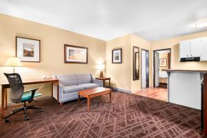 Η κουζίνα ή μικρή κουζίνα στο Inn at Joshua Tree +22 φωτογραφίες