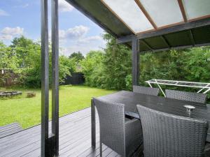 Zahrada ubytování 4 person holiday home in Skibby-By Traum