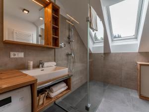 Ένα μπάνιο στο Ski Nature Apartment Lungau Top 18 +40 φωτογραφίες