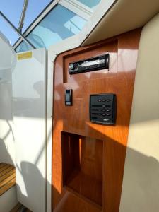 迪拜Yacht boat 2 Beds 1 Bath Dubai Eye Dubai Marina JBR的相册照片