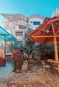 Hoone, kus hotell asub