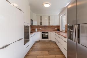 Afbeelding uit fotogalerij van Alpen Lodge XL in Piesendorf