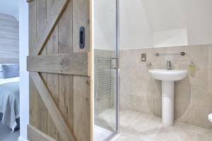 Koupelna v ubytování Cottage 17 - 3 Bed