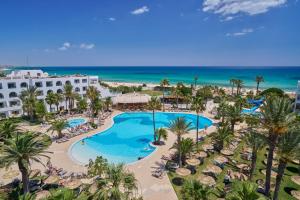 Piscina en o cerca de Nozha Beach Resort & Spa