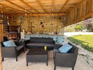 Posezení v ubytování Le Belvertine - En-suite chambre d'hote