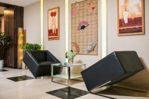 Posezení v ubytování Parkside Sunline Hotel + 37 fotografií