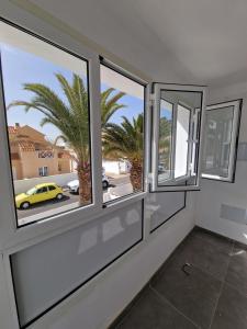 卡勒达德福斯特Hoy Caleta Apartments的相册照片