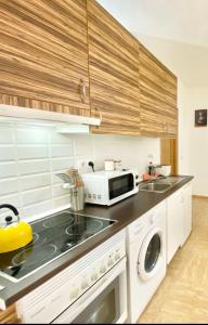 Kuchnia lub aneks kuchenny w obiekcie Méndez Álvaro Callejo Street