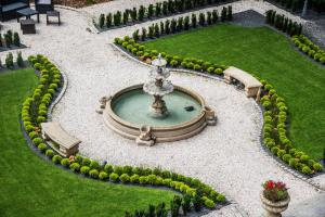 Ogród w obiekcie Pałac Margot Nature&SPA