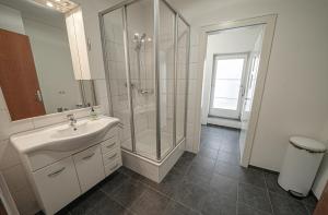 Ένα μπάνιο στο Bodensee Apartments +28 φωτογραφίες