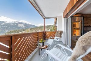 Photo de la galerie de l'établissement Apartment 42, à Crans-Montana 22 autres photos