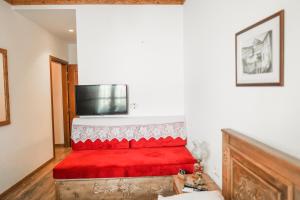 TV a/nebo společenská místnost v ubytování 4 Rooms 1940