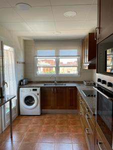 Kuchyň nebo kuchyňský kout v ubytování Apartamento céntrico cerca de la playa